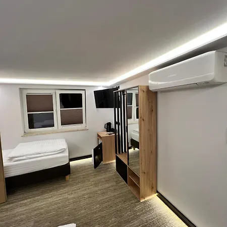 Mandarin Pensionat 3*